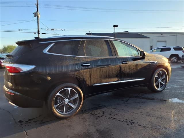 2022 Buick Enclave Essence
