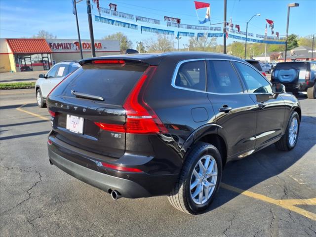 2021 Volvo XC60 T5 Momentum