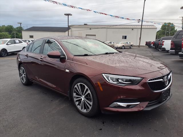 2019 Buick Regal Sportback Essence