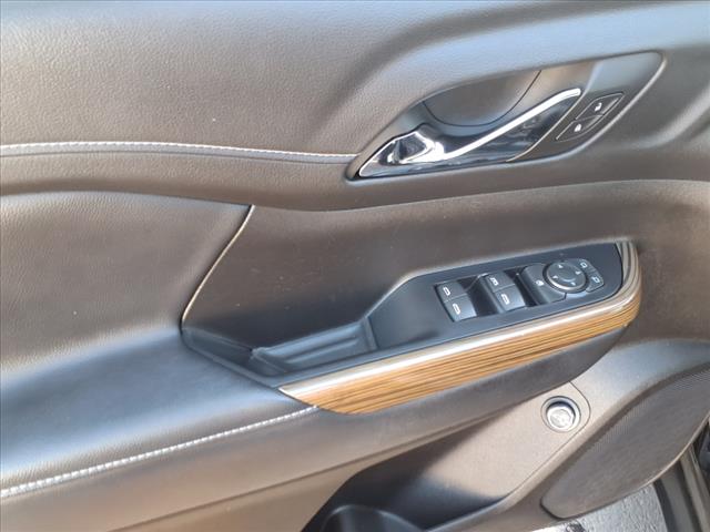 2022 GMC Acadia SLE