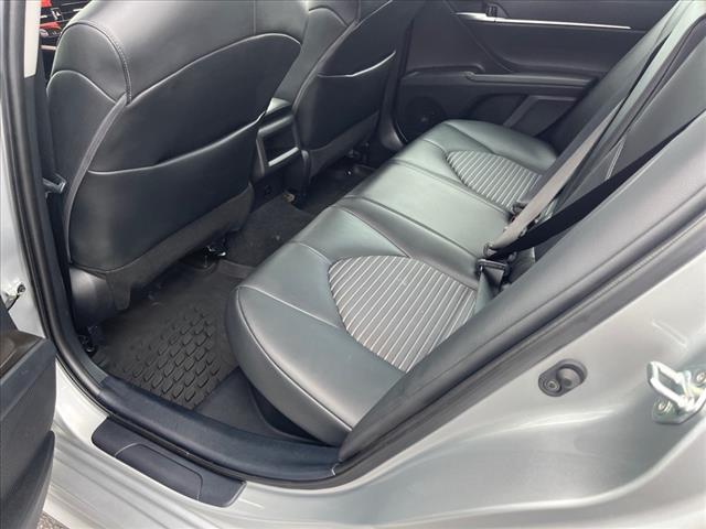 2022 Toyota Camry Hybrid SE