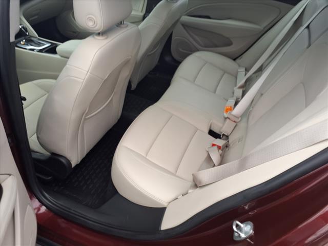 2019 Buick Regal Sportback Essence