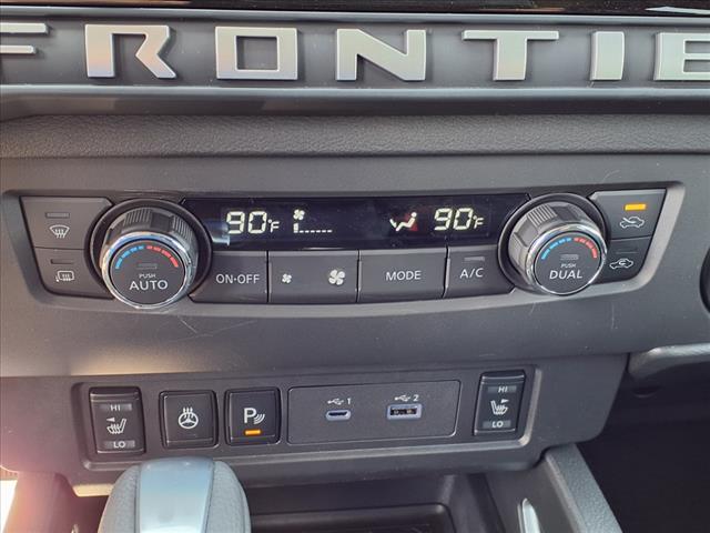 2025 Nissan Frontier SV