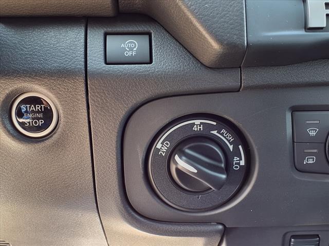 2025 Nissan Frontier SV