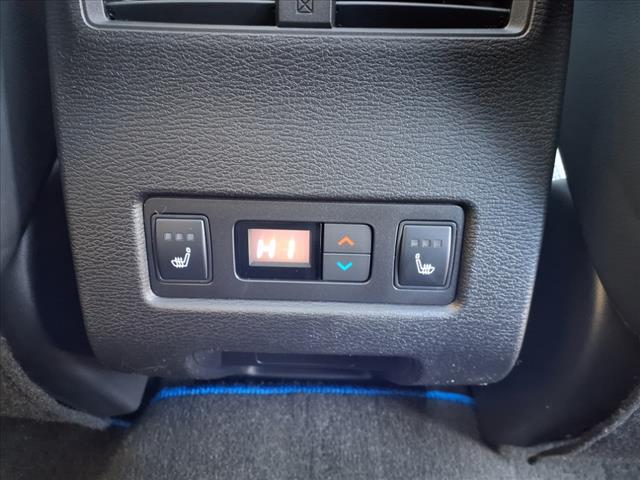2025 Mitsubishi Outlander PHEV SEL