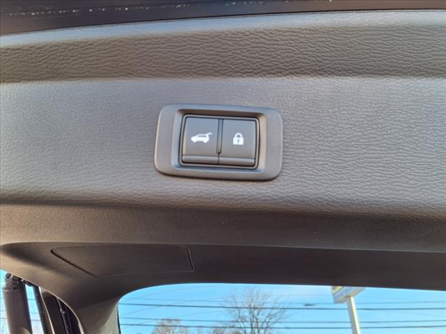 2025 Mitsubishi Outlander PHEV SEL