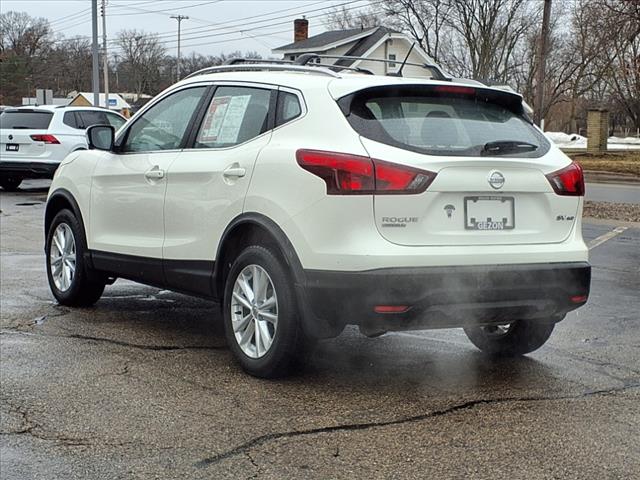 2018 Nissan Rogue Sport SV