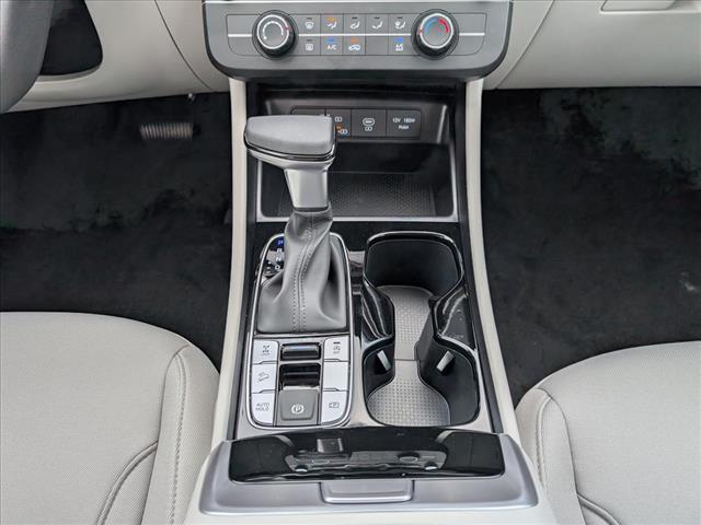 2025 Hyundai TUCSON SE - Photo 10