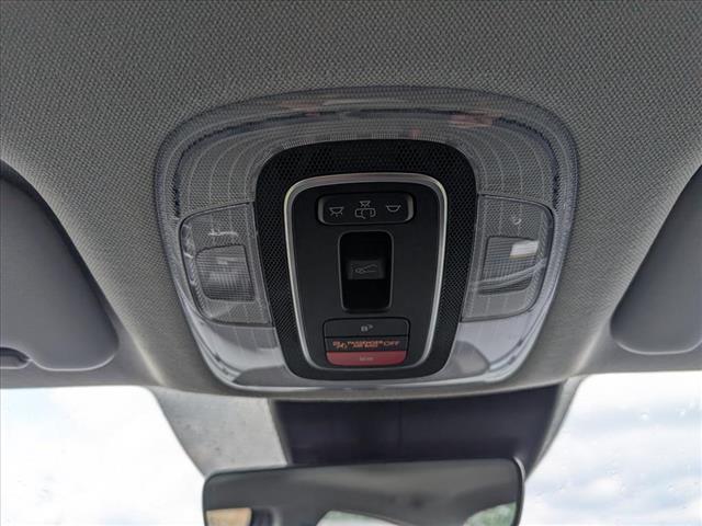 2025 Hyundai ELANTRA Hybrid Limited - Photo 11