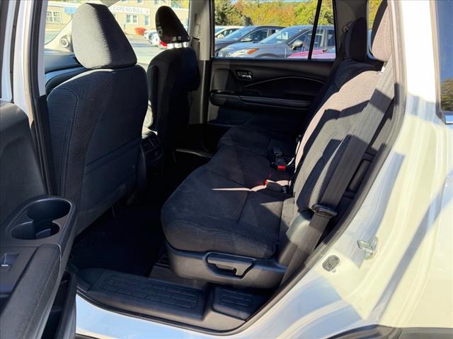 2017 Honda Pilot EX - Photo 12