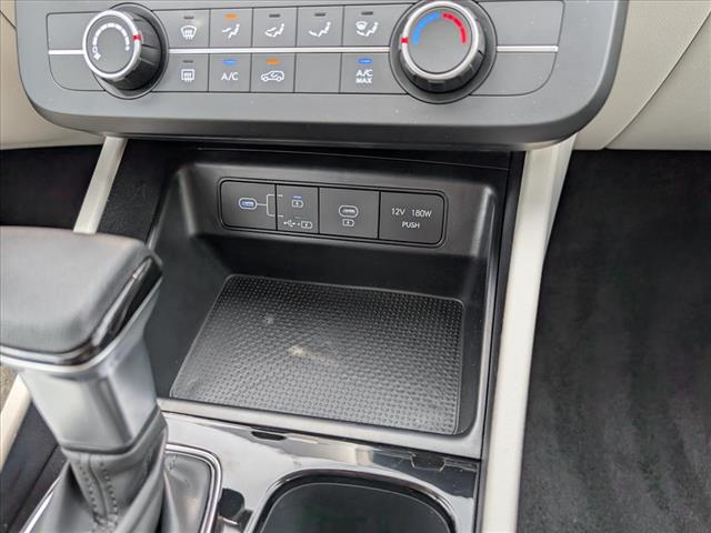 2025 Hyundai TUCSON SE - Photo 12