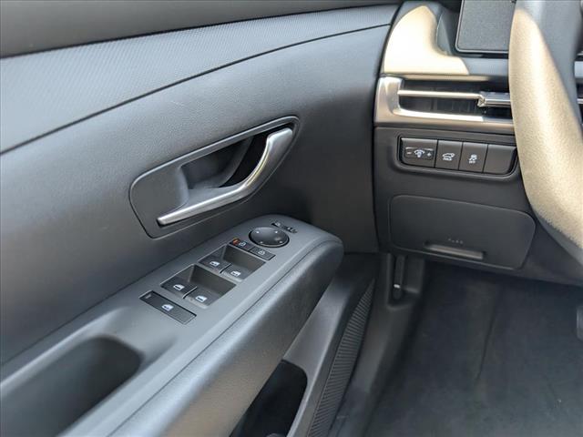 2025 Hyundai TUCSON SEL - Photo 12