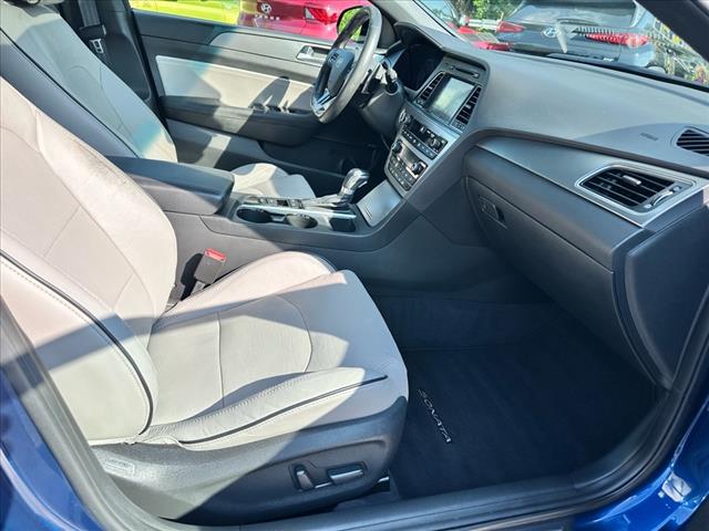 2017 Hyundai SONATA Limited 2.0T - Photo 12