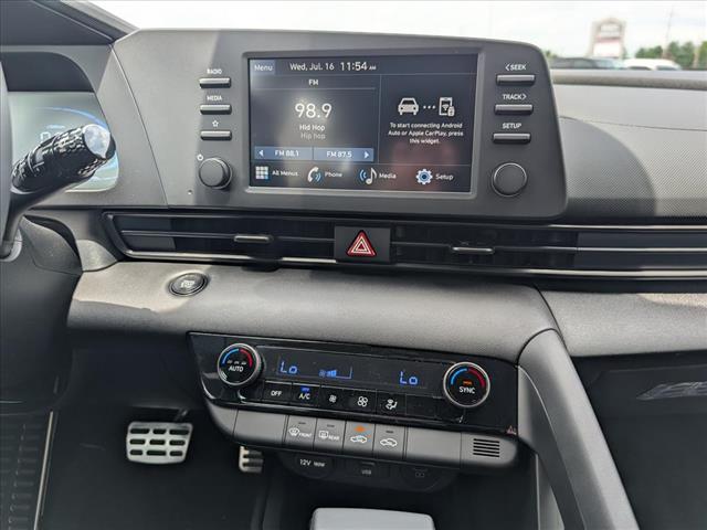 2025 Hyundai ELANTRA SEL Sport - Photo 12
