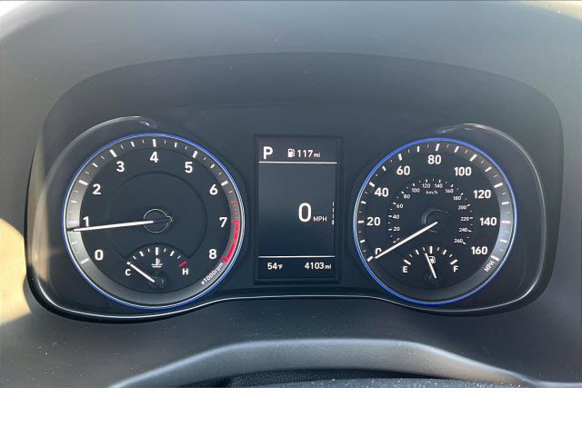 2021 Hyundai KONA Limited - Photo 13