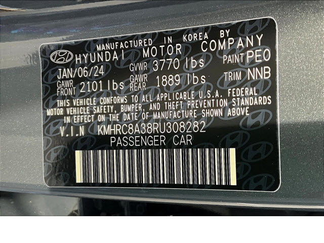 2024 Hyundai VENUE Limited - Photo 13