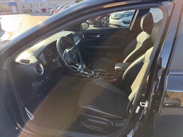 2023 Kia Forte GT-Line - Photo 14