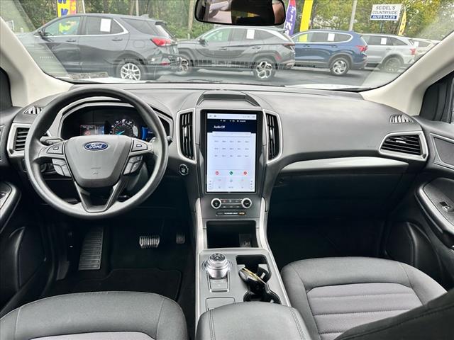 2022 Ford Edge SE - Photo 15