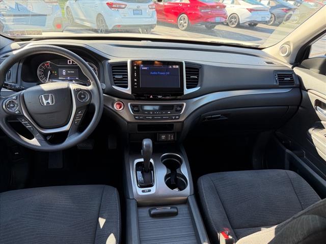 2017 Honda Pilot EX - Photo 15