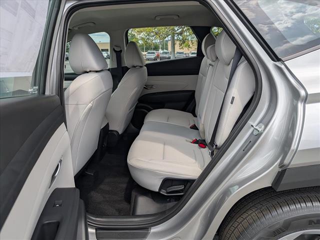 2025 Hyundai TUCSON SE - Photo 15
