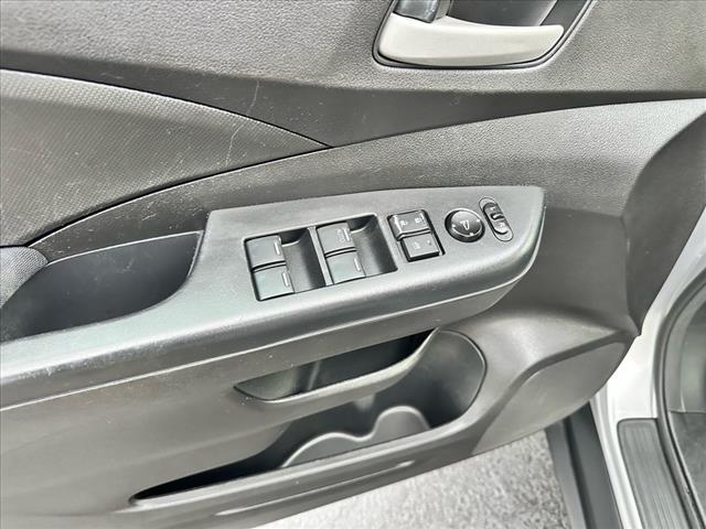 2016 Honda CR-V LX - Photo 16