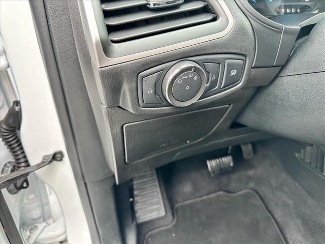 2022 Ford Edge SE - Photo 18