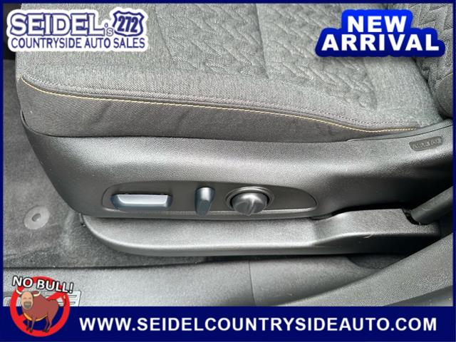 2023 Chevrolet Equinox LT - Photo 18