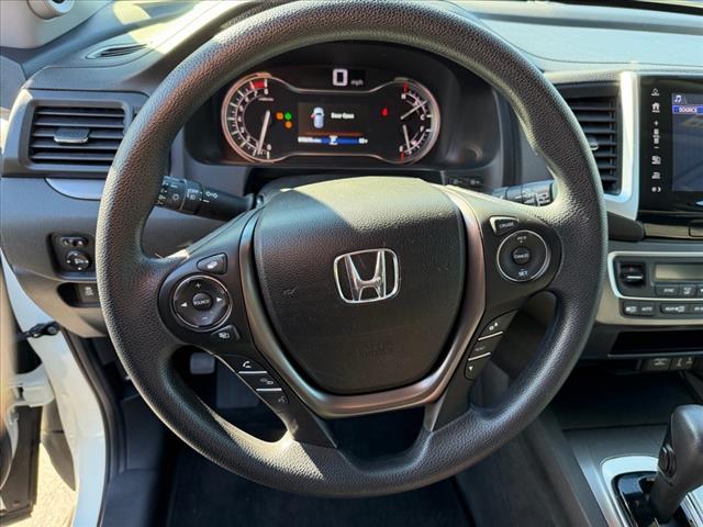 2017 Honda Pilot EX - Photo 18