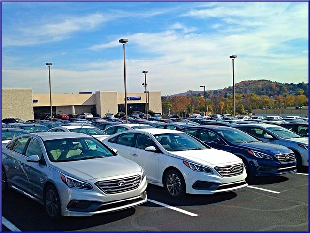 2025 Hyundai ELANTRA Hybrid Limited - Photo 19