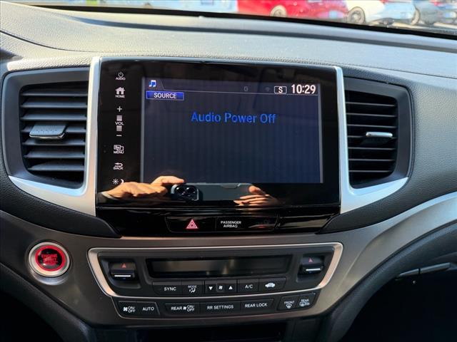 2017 Honda Pilot EX - Photo 20