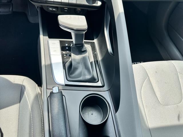 2022 Hyundai ELANTRA SEL - Photo 21