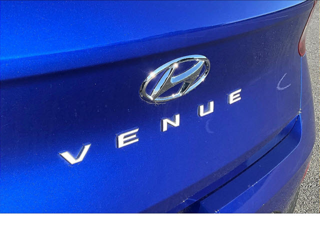 2022 Hyundai VENUE Limited - Photo 23