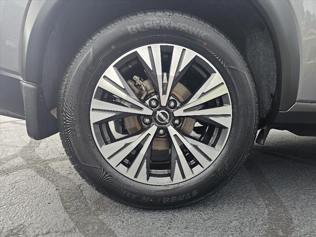 2023 Nissan Rogue SV - Photo 28