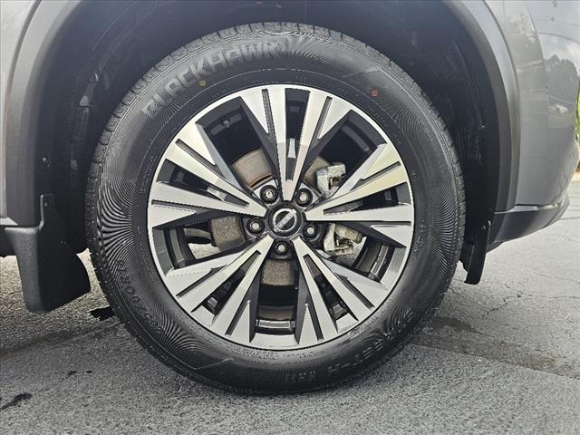 2023 Nissan Rogue SV - Photo 29