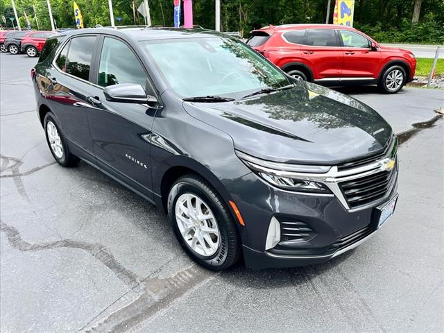 2022 Chevrolet Equinox LT - Photo 2