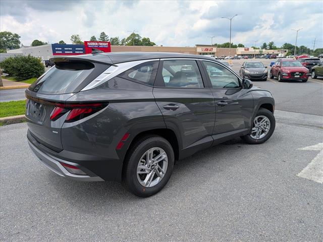 2025 Hyundai TUCSON SE - Photo 2