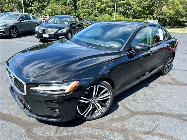 2019 Volvo S60 T6 R-Design - Photo 2