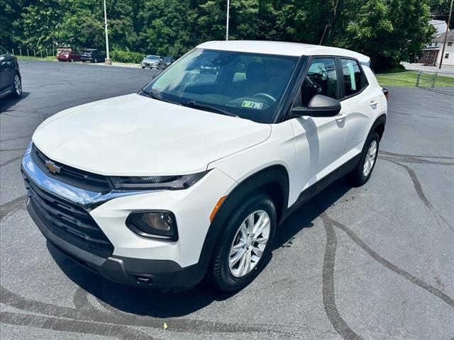 2022 Chevrolet Trailblazer LS - Photo 2