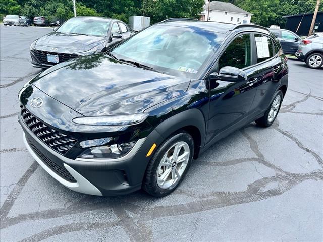 2023 Hyundai KONA SEL - Photo 2
