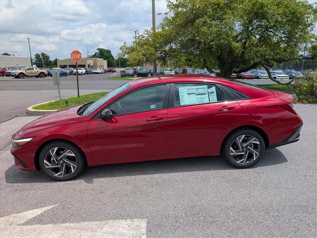 2025 Hyundai ELANTRA SEL Sport - Photo 2