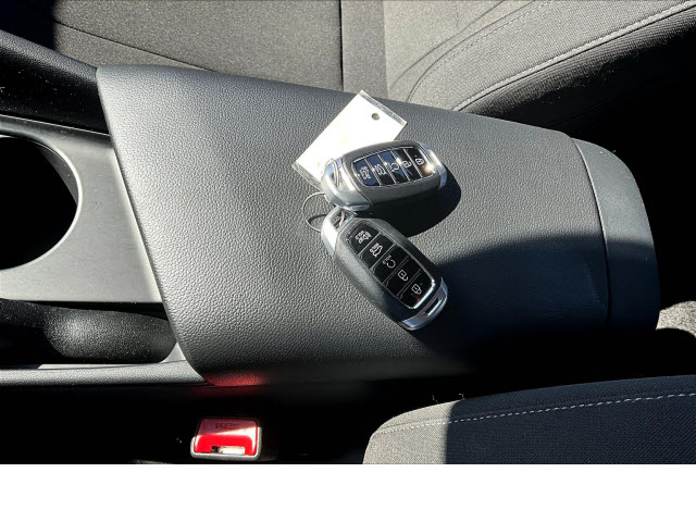 2023 Hyundai ELANTRA SEL - Photo 32