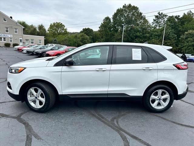 2022 Ford Edge SE - Photo 3