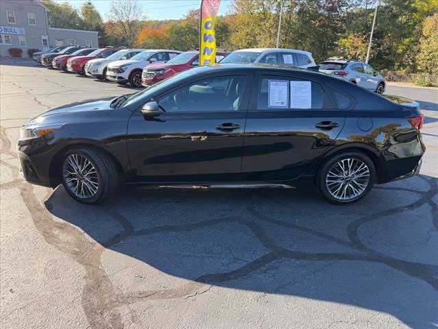 2023 Kia Forte GT-Line - Photo 3