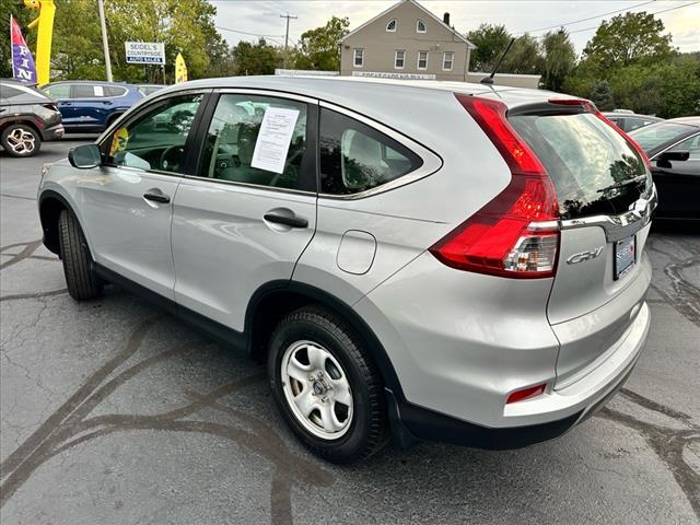 2016 Honda CR-V LX - Photo 4