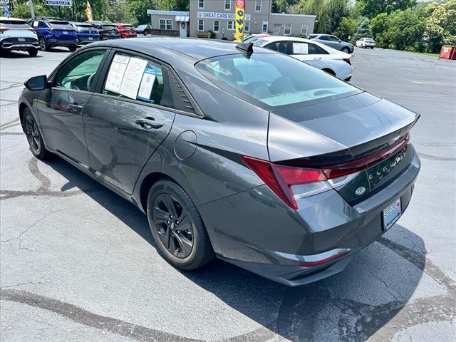 2022 Hyundai ELANTRA SEL - Photo 4