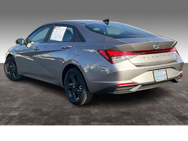 2023 Hyundai ELANTRA SEL - Photo 4