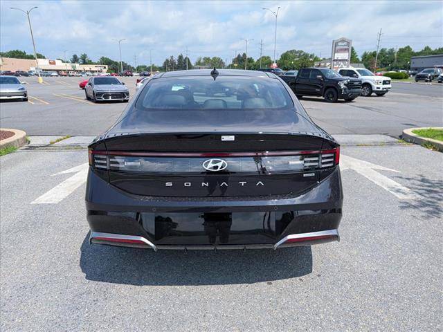 2025 Hyundai SONATA Hybrid Limited - Photo 5
