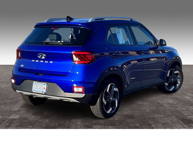 2022 Hyundai VENUE Limited - Photo 5