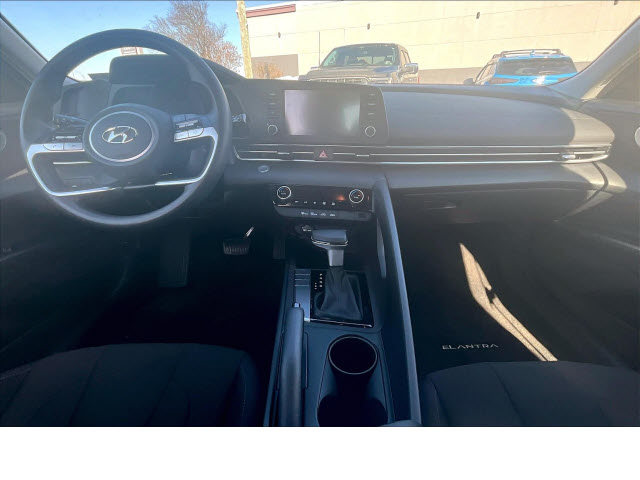 2023 Hyundai ELANTRA SEL - Photo 7