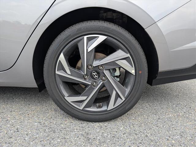 2025 Hyundai ELANTRA Hybrid Limited - Photo 7